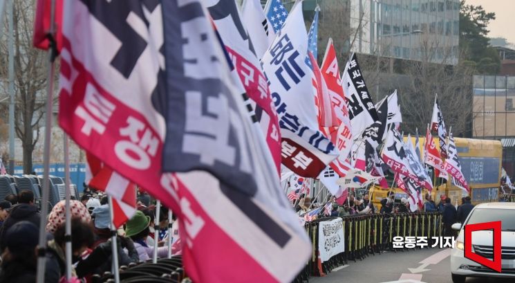 국힘 정광재 "헌재 결과 승복하고 메시지 내야"