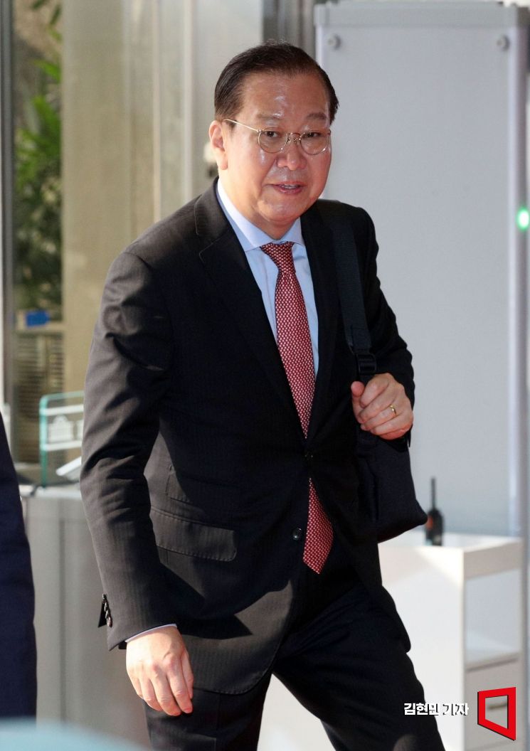 [포토] 국회로 출근하는 권영세 비대위원장