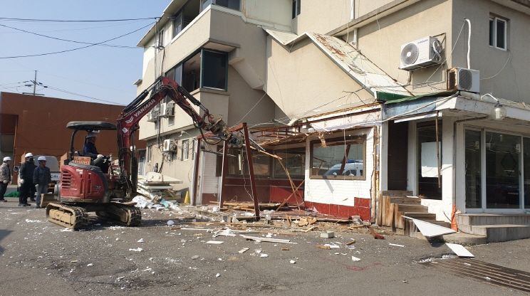 파주시, 성매매집결지 8차 행정대집행 단행…연내 폐쇄 목표