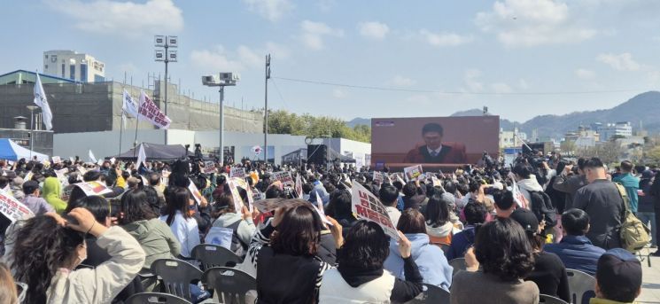 [윤석열 파면] 광주·전남 각계 “계엄 혹한 지나 민주의 봄 왔다”(종합)