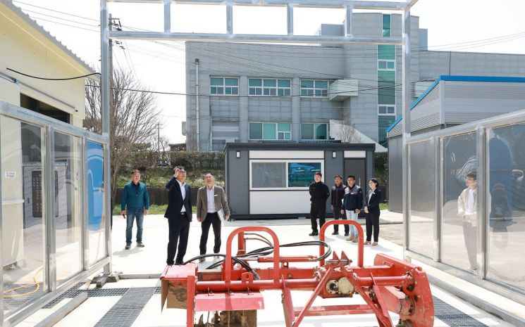 함평군 "임대농기계 무료로 세척하세요"
