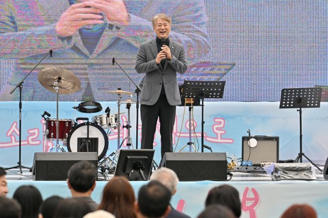 [포토] 광주 서구,  힐링음악회 '새봄' 성료
