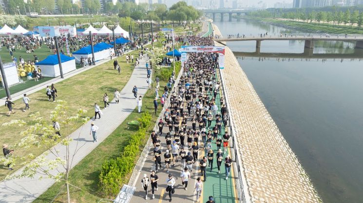“6000명 달린다”…‘양천마라톤’ 12일 안양천 일대서 개최