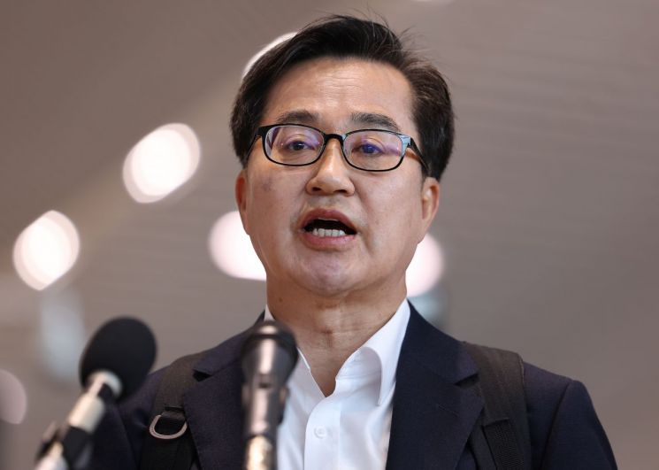[전문] 김동연, 대선 출사표 "4년 중임 분권형 대통령제 추진"
