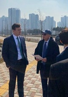 더이앤엠, 美미디어 업계 최대기업 해크먼 캐피털 파트너스 투자의향서 수령