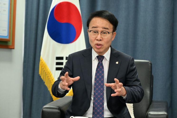 ‘부산진해경제자유구역청 박성호 호’, 출항 100일…경제 격랑 뚫고 순항