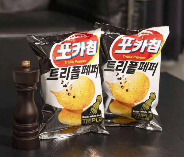 오리온 포카칩 트리플페퍼 연출 이미지. 오리온