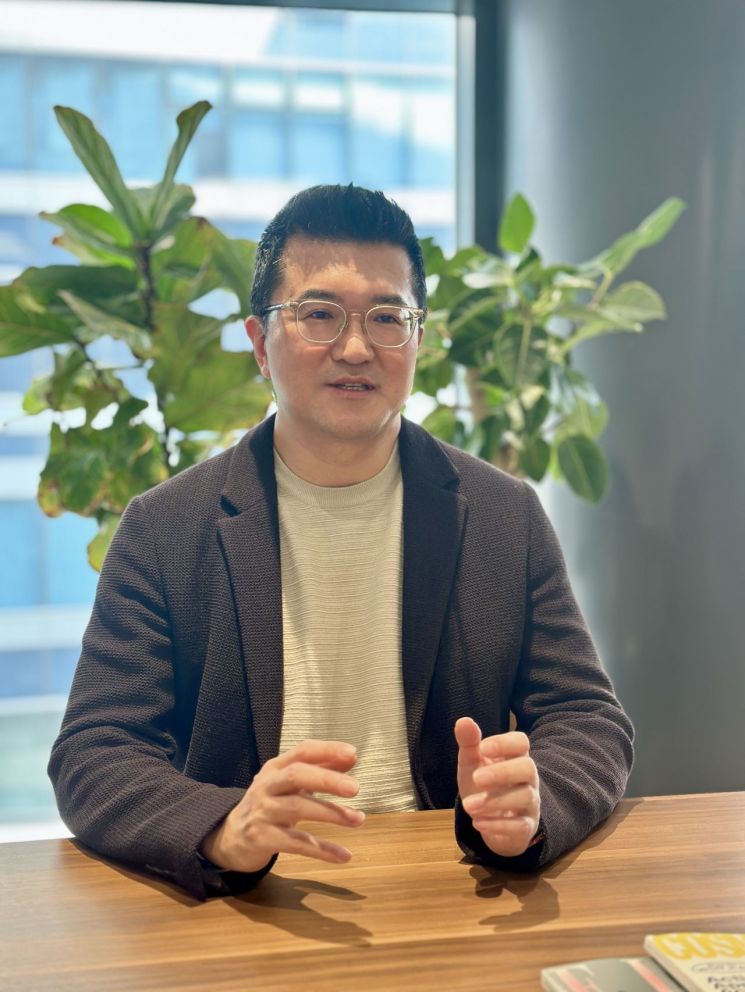 윤기윤 SLL 대표이사