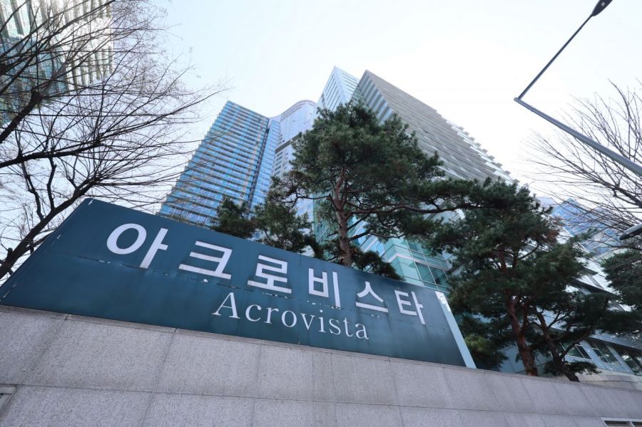 尹, 오늘 한남동 관저 퇴거…사저정치 나설까 