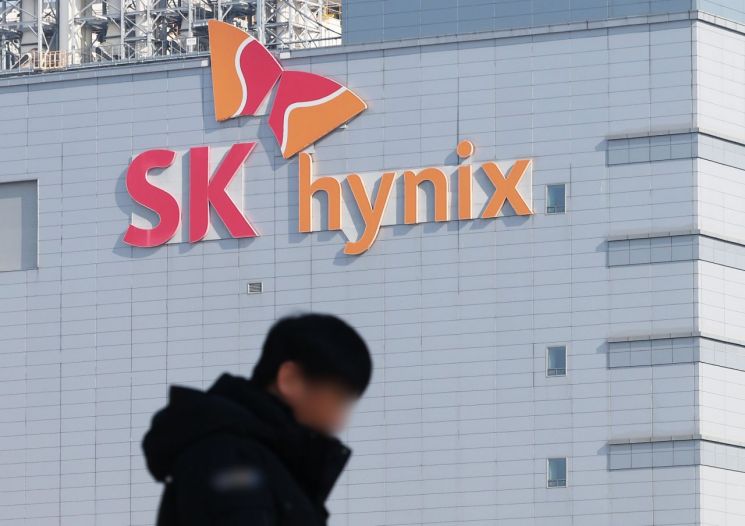 SK하이닉스 1분기 영업익 7조4405억…역대 1분기 최대 실적