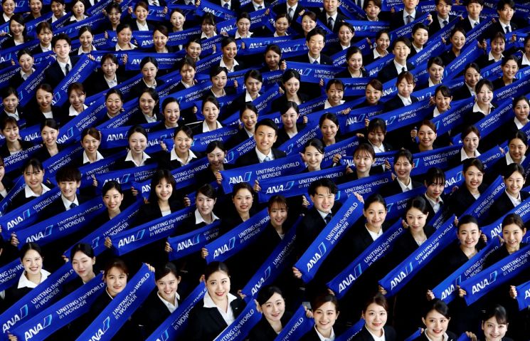 日 주요기업 신입사원 초임, 작년보다 4.9%↑