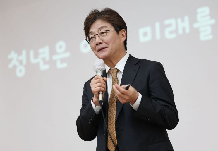 유승민, 무소속·제3지대 대선출마?…"백지상태서 고민"