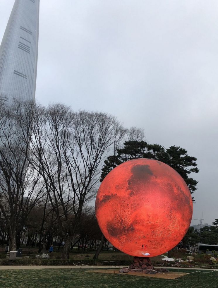 송파대로 첨단 빛 조각품 '더 스피어(The Sphere)' 탄생