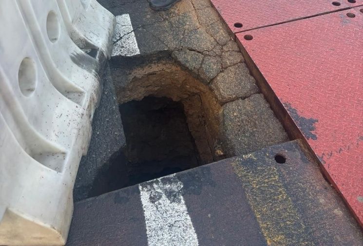 광주도시철도 공사장 인근서 싱크홀 발생…인명피해 없어