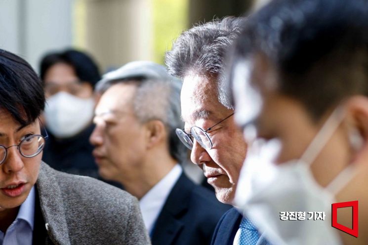 [포토] 공판 출석하는 이재명 전 대표