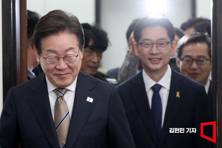 [포토] 공명선거 서약식 참석하는 민주당 경선 주자들