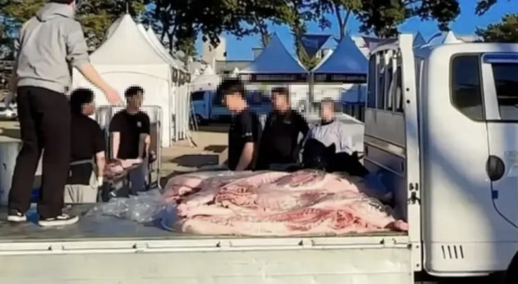 "용달차 바닥에 왜 생고기를" 백종원 회사, 또 신고당해…경찰 내사 착수