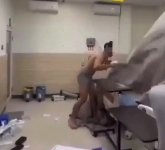 병원서 속옷만 입고 "나 미국인이야"…발리서 생긴 일, 결말은?