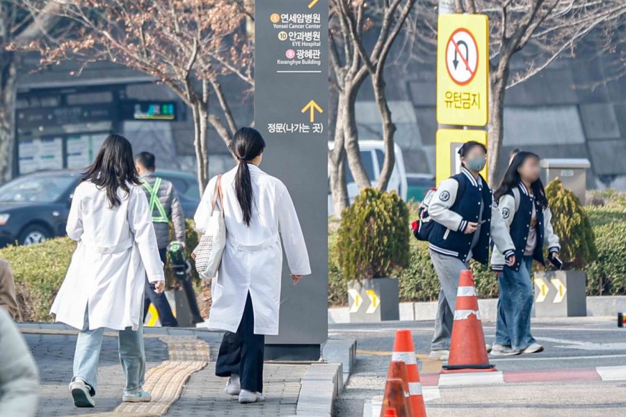 "내후년 정원은 새 정부에서"…의대생·전공의 복귀도 난망