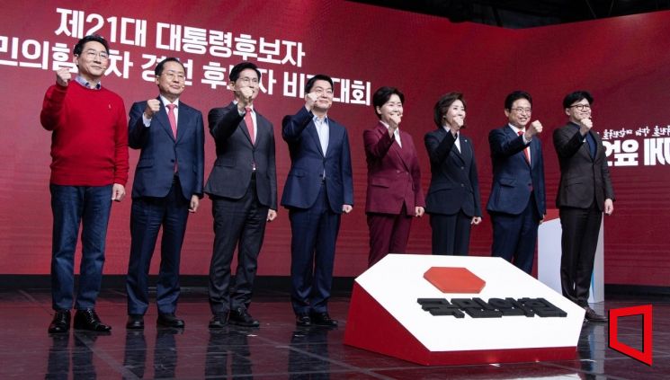 안철수 "죽어가는 당 살릴 화타…이재명 막을 제갈량"