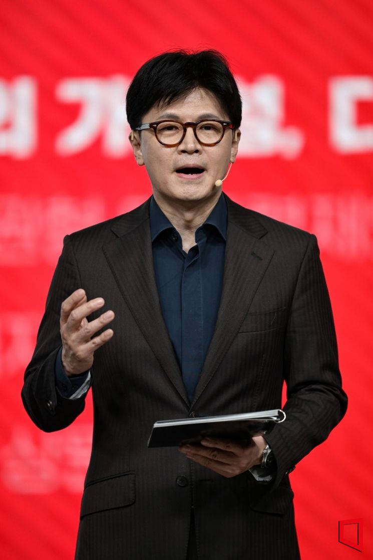 한동훈 캠프, 1차 인선 발표…대외협력총괄위원장 송석준 의원