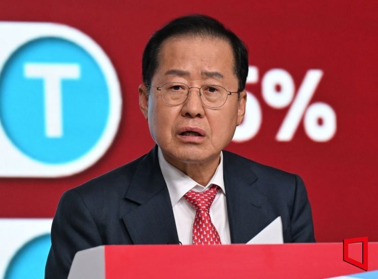 "洪캠프에 현역의원 48명 지지…나경원 등 탈락 후보도 접촉"