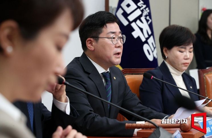 [포토] 박찬대 “韓대행, 지금이라도 당장 불출마 선언하라”