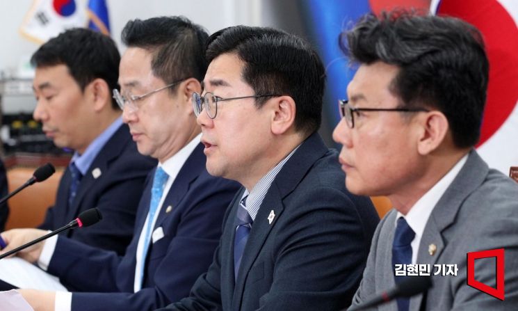 [포토] 박찬대 "한미 통상협상 결론내지 말고 다음 정부에 넘겨라"
