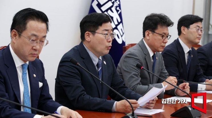 [포토] 박찬대 “12조원 추경 터무니 없이 부족…대폭 증액해야”