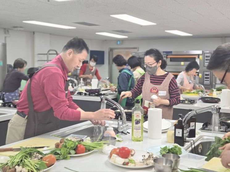 노원구, 중장년 1인가구 삶의 질 높이는 지원 사업 추진 