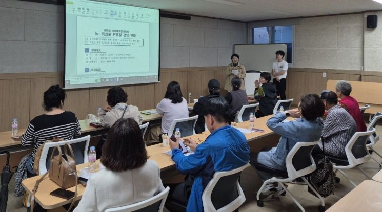 곡성군, 장미축제 농·특산물 판매장 준비 '착착'