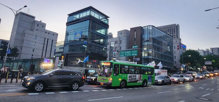 尹 파면 이후…한강 이남으로 옮겨간 정치집회