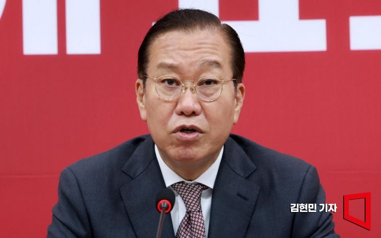 [포토] 권영세 "李, 대통령 되면 기재부 해체해 마음껏 돈 뿌리려 해"