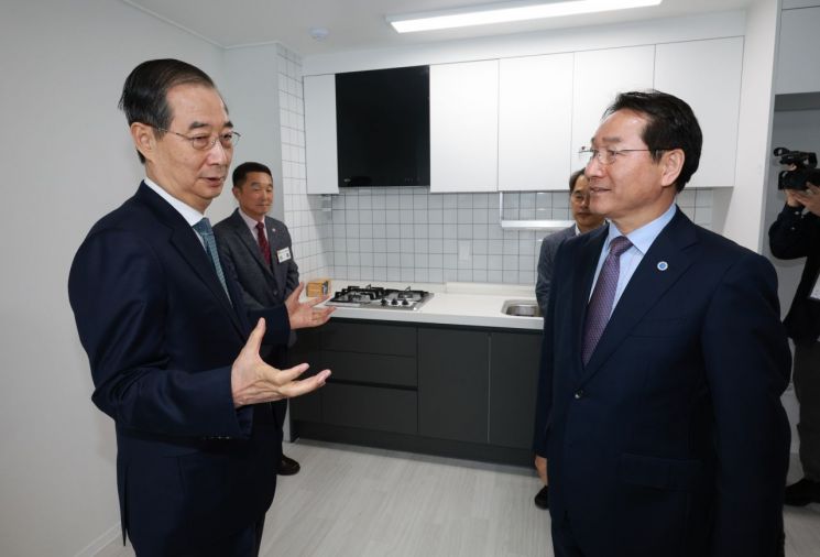 韓대행 "인천 '천원주택' 감동…저출산 중앙·지방정부 협력해야"  