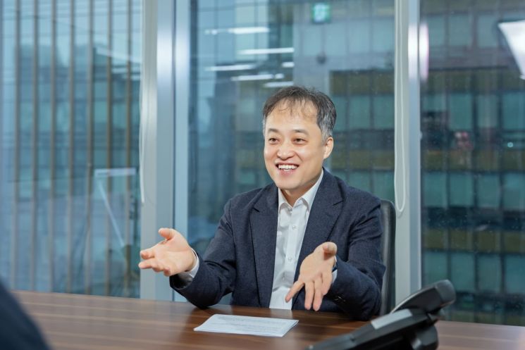 [최고기술자에게 듣는다]⑪김정희 CJ대한통운 TES물류기술연구소장 &quot;5년 내 모든 물류 현장에서 AI 도입&quot;