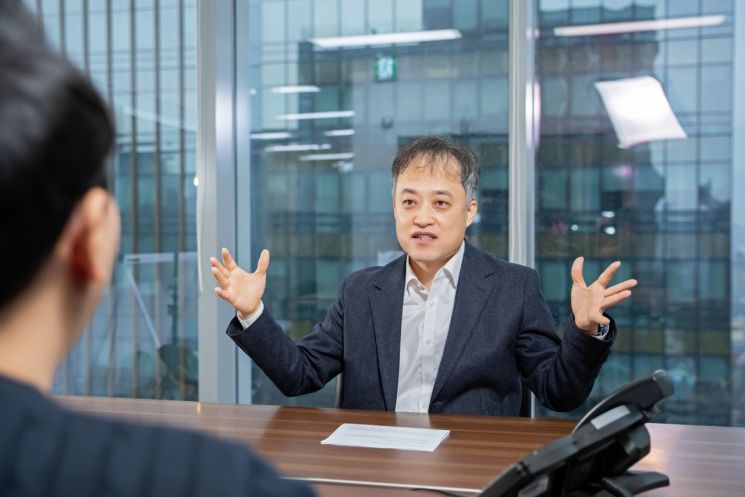 [최고기술자에게 듣는다]⑪김정희 CJ대한통운 TES물류기술연구소장 &quot;5년 내 모든 물류 현장에서 AI 도입&quot;