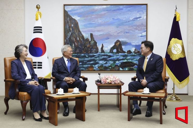 [포토] 우원식 의장과 환담하는 文대통령 내외