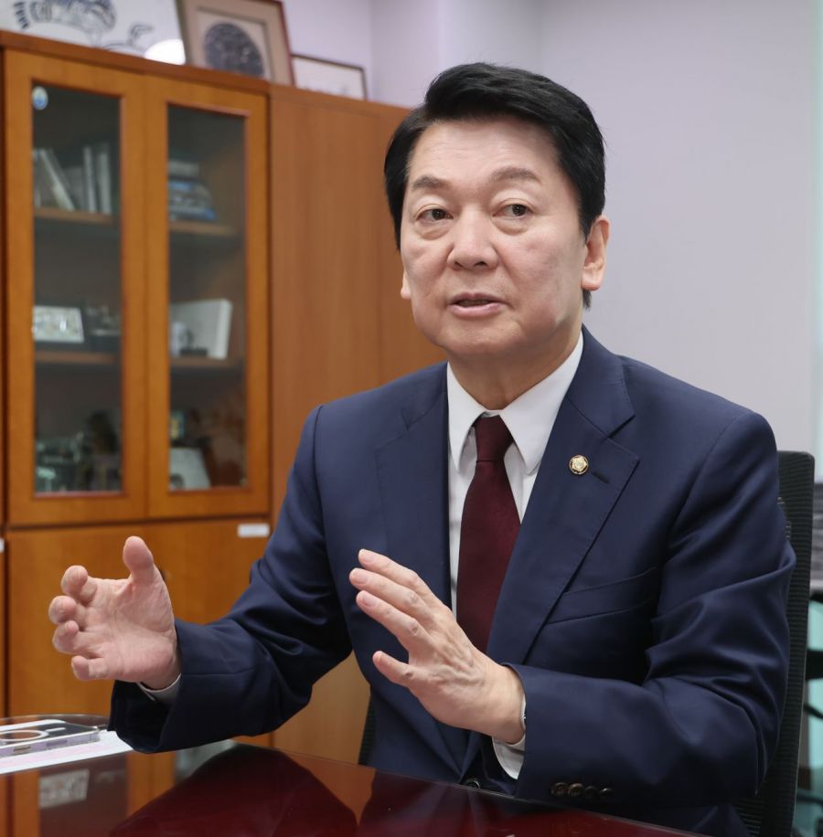 안철수 "충청권을 과학기술 중심지로"…4대 공약 발표