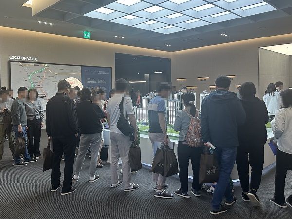 "Jeil Punggyeongchae Uiwang Gocheon" Attracts About 10,000 Visitors on Opening Weekend... Special Supply on the 28th