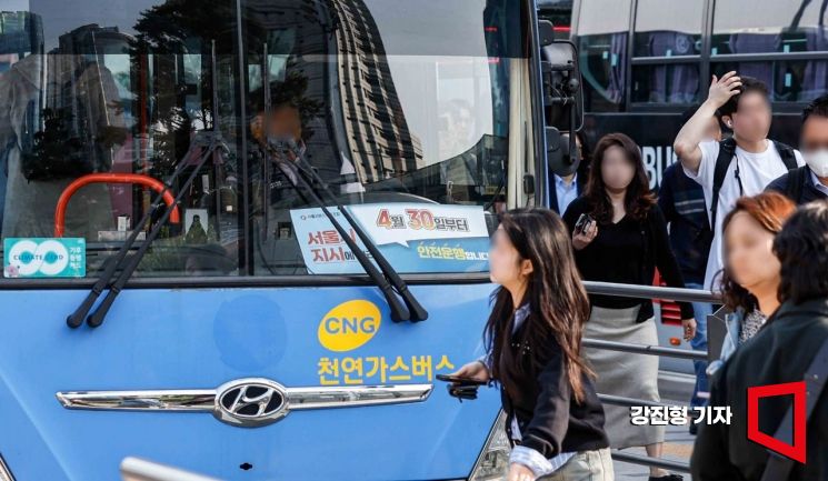 [포토] 서울시내버스, 오늘 하루 준법운행 돌입