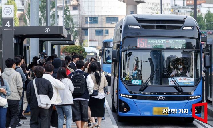 '10.48% 인상' 부산 버스노사 합의, 서울도 영향 줄까