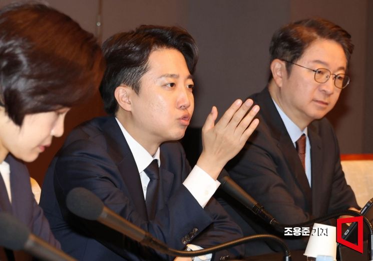 이준석, 보수빅텐트 '키맨' 부상…몸값 급상승