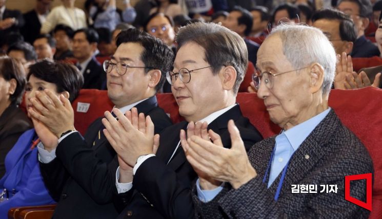 '이재명 대장동·위증교사 재판'도 대선 후로 밀리나…李측, 기일변경 신청