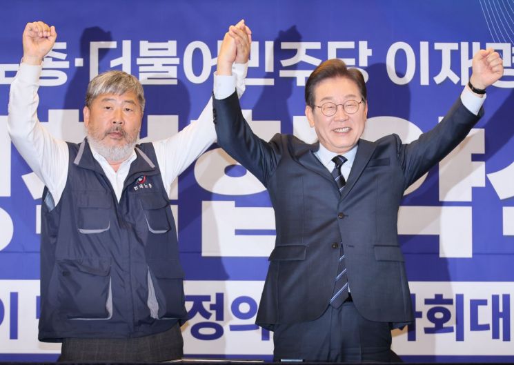 이재명 "정년 연장 추진…계속 일할 수 있는 사회 만들어야"