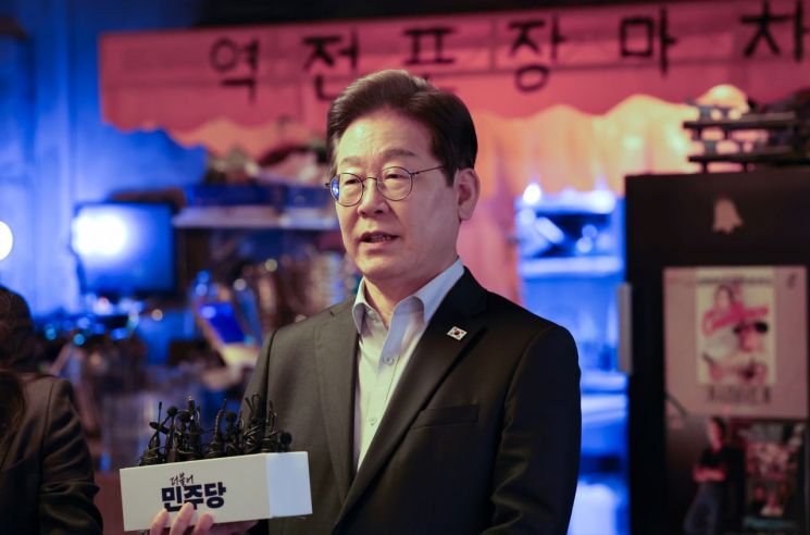 민주 "파기환송심 15일 지정은 대선개입"…진성준 "대법 탄핵해야"