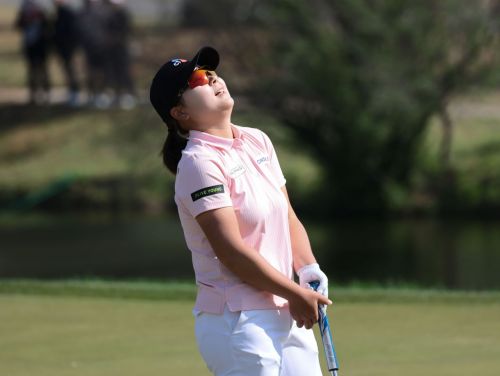 홍정민, 1타 차 우승…'나도 메이퀸'