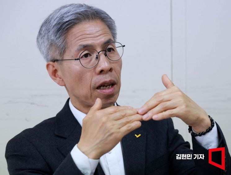 권영국 "李 대통령, 투자와 성장 얘기만…노동으로 미래 설계할 수 있어야"