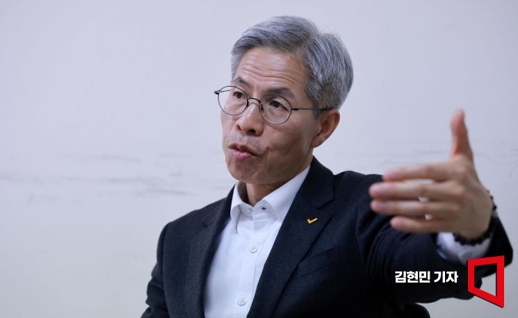  민주노동당 권영국 “모두가 우클릭하는 시대…평등의 길 열 것”