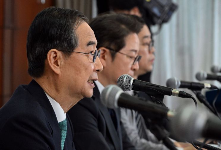 한덕수 "단일화 실패는 국민 배신…김문수 잘 할거라 믿어"