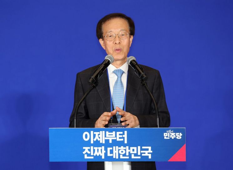 이석연 "대선전 李 선고 강행은 위헌…사법부 범죄행위"